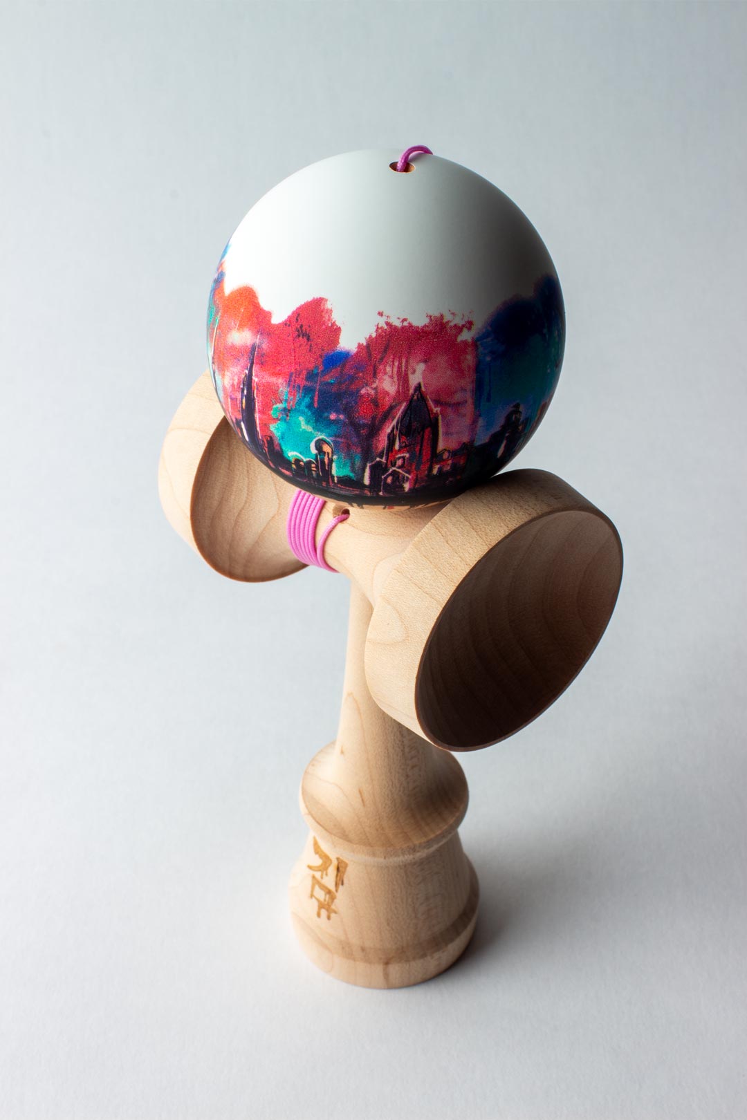 Kendama City Lights Edition – Artă, Skill și Energie Urbană