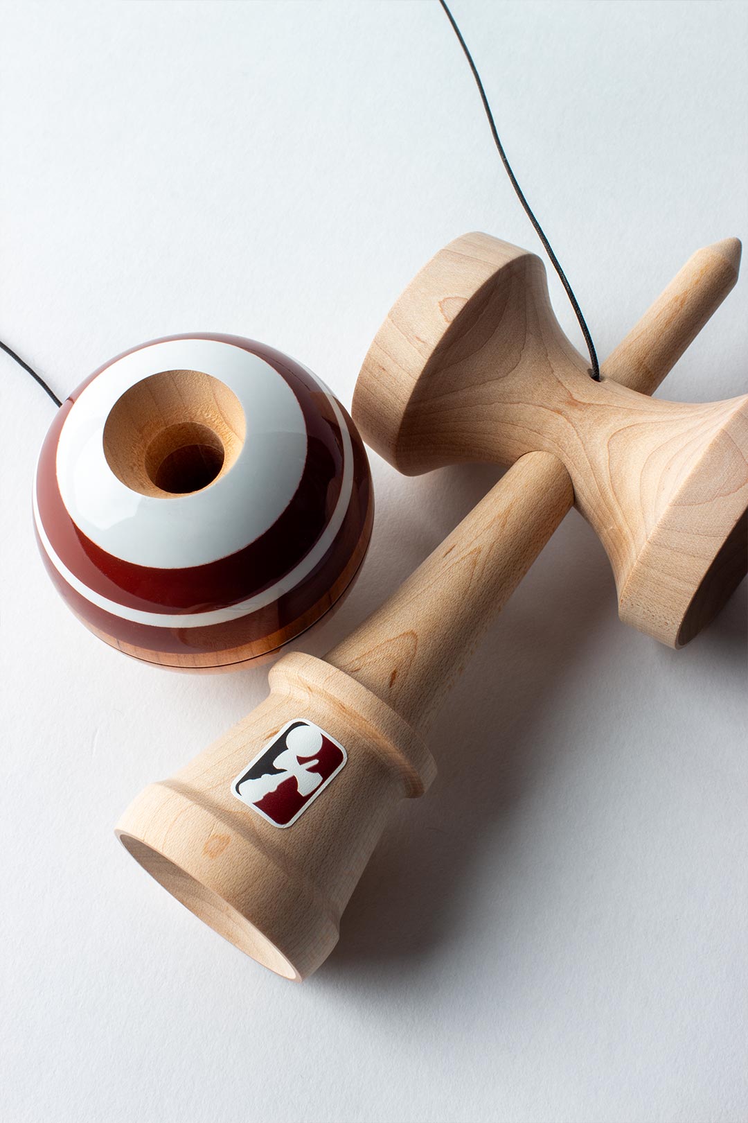 Kendama SWEETS LEAGUE CLASSIC – MAROON – LEGEND SHAPE