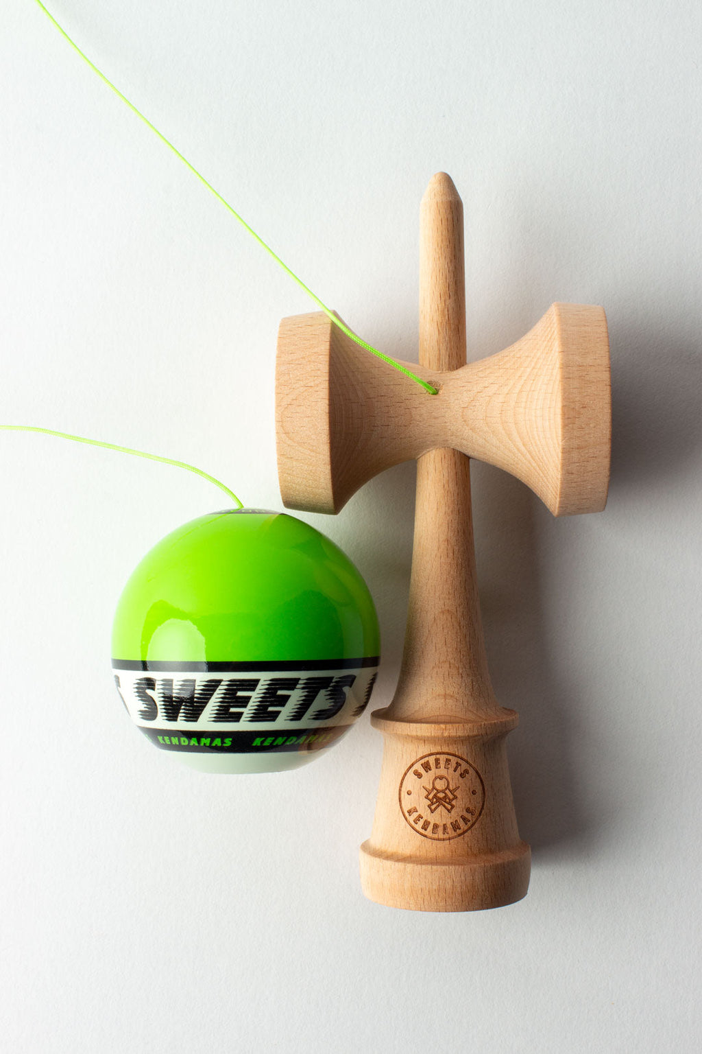 🎯 Kendama Sweets Starter – Green | Distracție, echilibru și stil